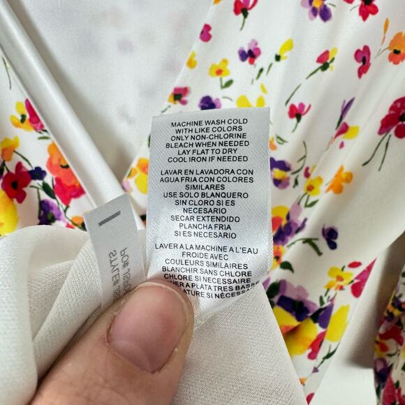 Jessica Simpson Bright Spring Floral Faux Wrap Stretch Fitted Dress - Picture 8 of 8